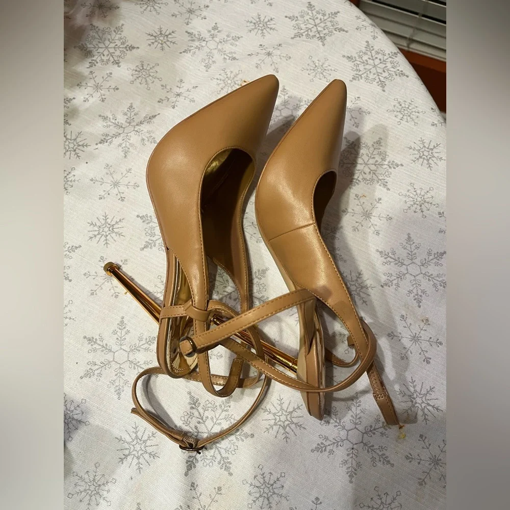 NEW Guess Women Staton Dress Pumps – Light Natural Nude – Size 10M